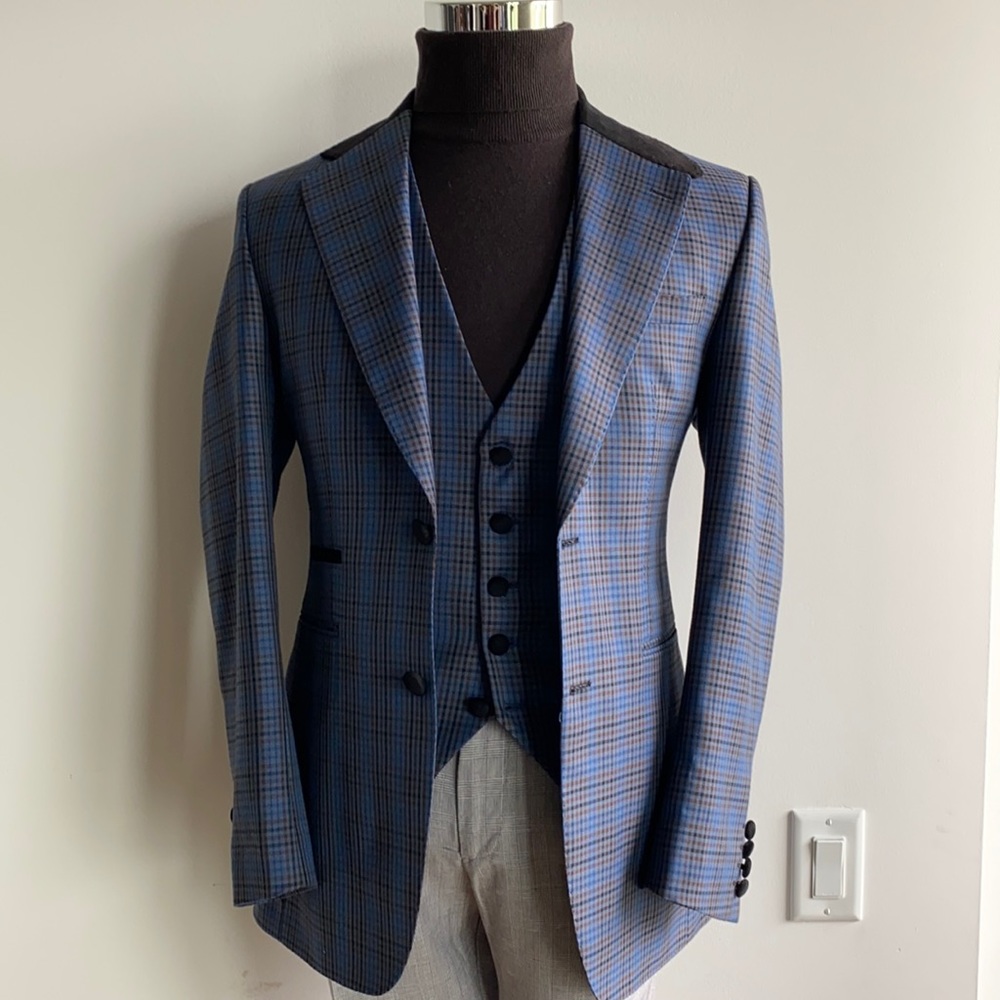 $1,295 3P Bespoke Custom Suede Collar Suit 48R - Picture 7 of 16
